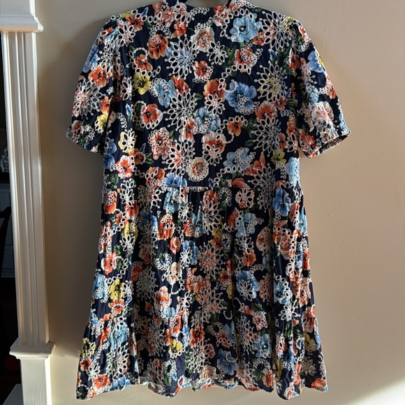 Never worn Voy navy floral dress with puff sleeves! - Picture 6 of 6